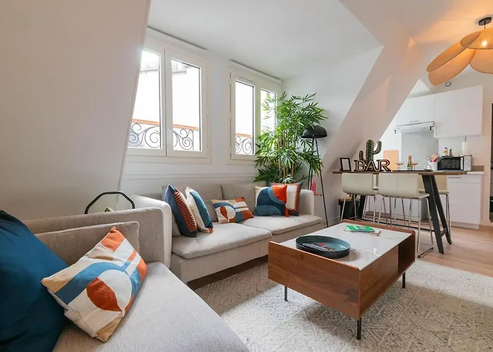 1 Min Opera - Ac - Authentic Parisian Experience Paris